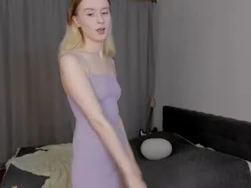 _meliska_ chat room preview Image 18