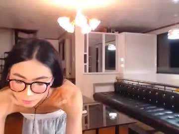 sareandrob – webcam model profile photo Image 16