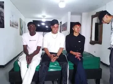 sarah_stonne_ chat room preview Image 4