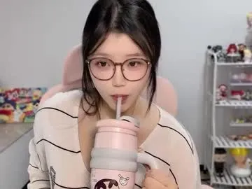 victoria_queen2 chat room preview Image 14