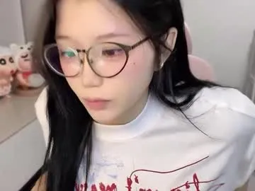 victoria_queen2 chat room preview Image 7