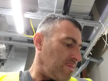 sareandrob – webcam model profile photo Image 15