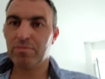 sareandrob – webcam model profile photo Image 7