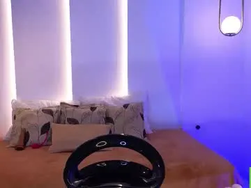 sigmasian – webcam model profile photo Image 6