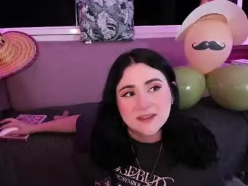 alicia_kyse – webcam model profile photo Image 2