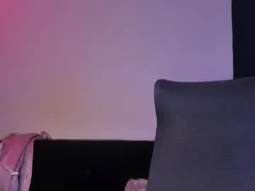 sareandrob – webcam model profile photo Image 13