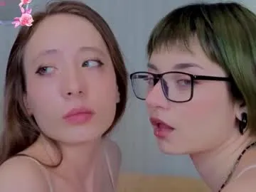 SunnyBlush – webcam model profile photo Image 15