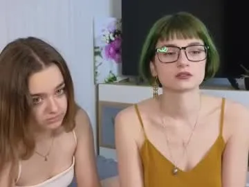 SunnyBlush – webcam model profile photo Image 2