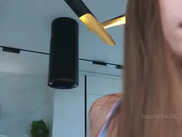 naive_love chat room preview Image 5