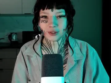 herbal_helpmepls chat room preview