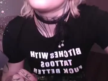 scarlettt_moon chat room preview Image 10