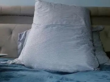 sigmasian – webcam model profile photo Image 9