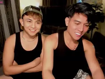 hokage_moves chat room preview