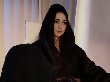 nina_myers – webcam model profile photo Image 17