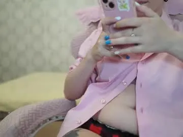 funny_to_see_you_here – webcam model profile photo Image 7