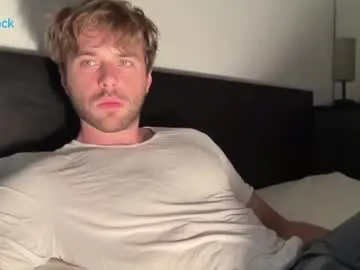 little_effy18_ chat room preview Image 12