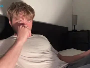 little_effy18_ chat room preview Image 13