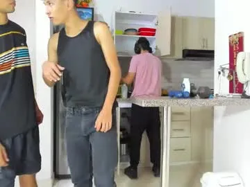 sladkoezka – webcam model profile photo Image 3