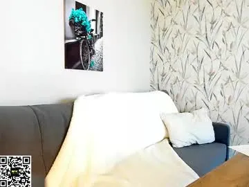 YaniraYasim – webcam model profile photo Image 15