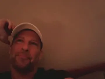 sareandrob – webcam model profile photo Image 14