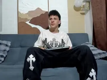 Blonde_sexy21 – webcam model profile photo Image 2