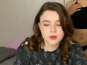 little_effy18_ chat room preview Image 15