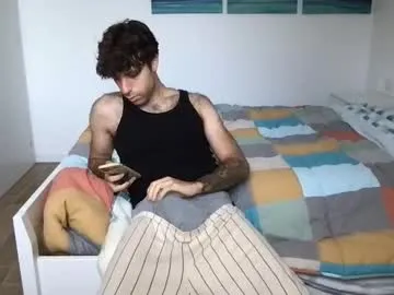 adrian_torres – webcam model profile photo Image 4