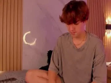 katie_deville – webcam model profile photo Image 12