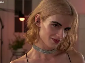 bareffoot10 chat room preview Image 2