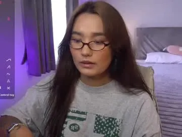 chloe_guidry – webcam model profile photo Image 3