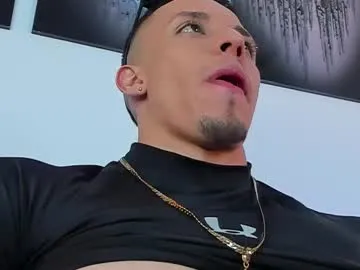 sigmasian – webcam model profile photo Image 17