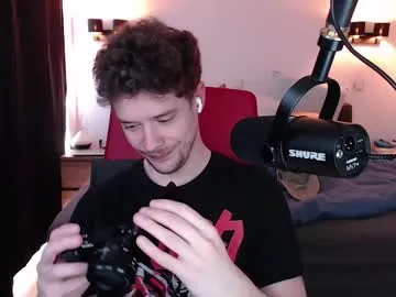 lunaquinn45 chat room preview Image 8