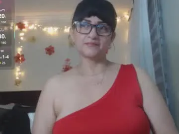 oops_my_english – webcam model profile photo Image 16