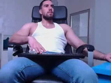 str8hotguyforany – webcam model profile photo Image 18