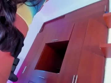 queenafina – webcam model profile photo Image 8