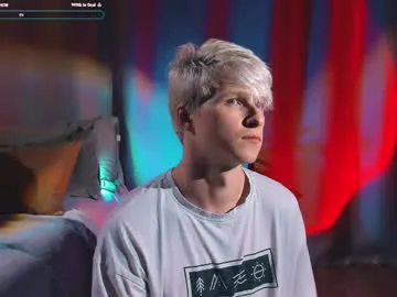 flower_nicole – webcam model profile photo Image 3