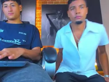 sareandrob – webcam model profile photo Image 12