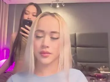 lustyaura – webcam model profile photo Image 13