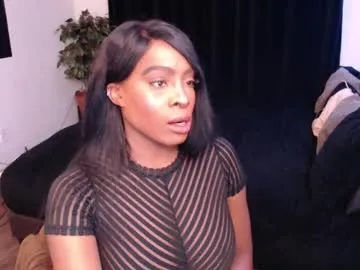 sareandrob – webcam model profile photo Image 7