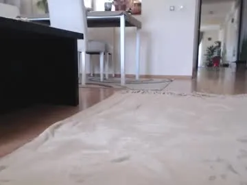 sareandrob – webcam model profile photo Image 3