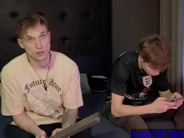 thifa2x – webcam model profile photo Image 18