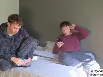 thifa2x – webcam model profile photo Image 5