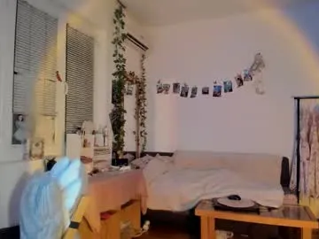 angellspartner – webcam model profile photo Image 18