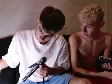 sareandrob – webcam model profile photo Image 6