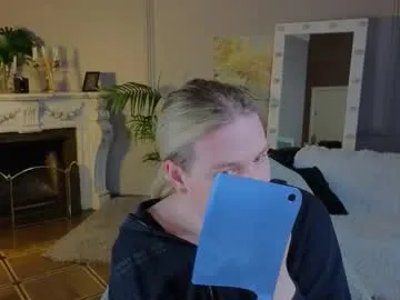 alina_grosu – webcam model profile photo Image 16