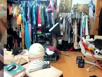 bright_diamonds_054 chat room preview Image 19