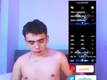 tiffy_fox – webcam model profile photo Image 6