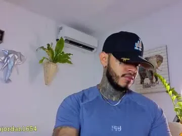 vivy_ chat room preview Image 12