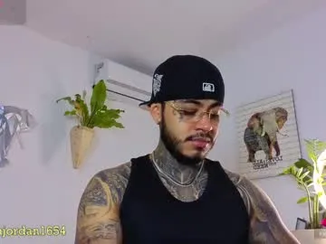 vivy_ chat room preview Image 16