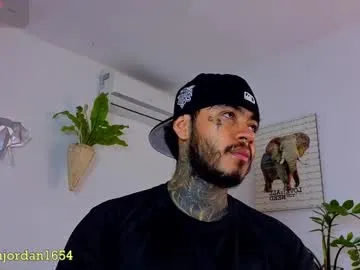 vivy_ chat room preview Image 3